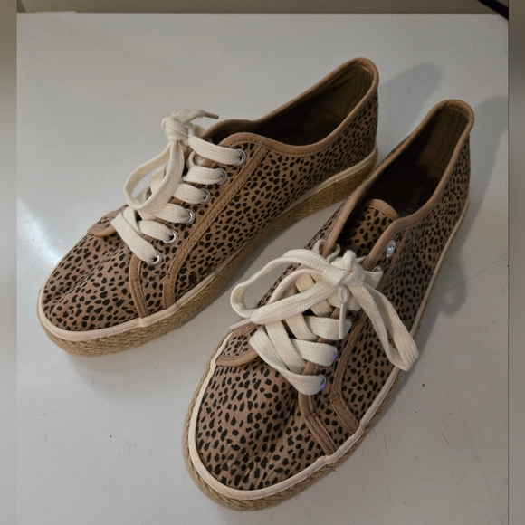 never worn sz 10 fashion sneakers - Picture 6 of 6